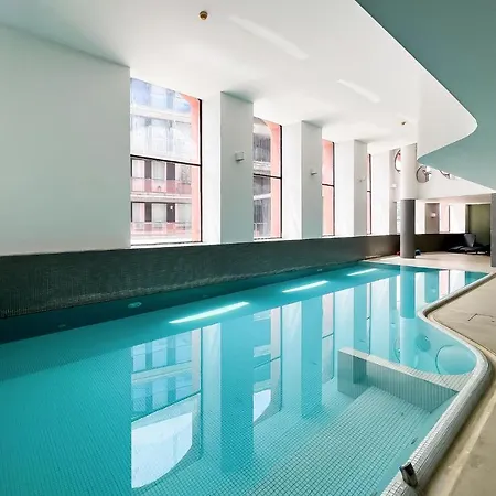 Apartment Insight River View - Pool & Garage